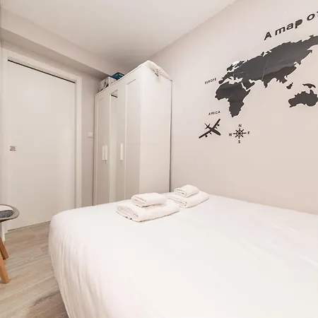 Elegant 6 Pax Apartment In Plaza Eliptica - Sm17 Madrid Exterior photo